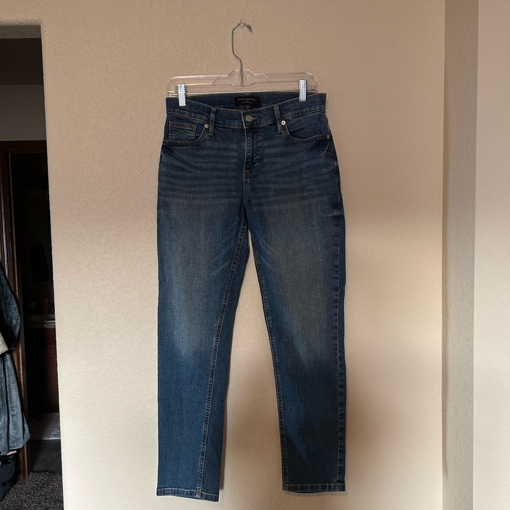 Banana Republic Girlfriend Jean Mid Rise Blue Denim Straight Leg